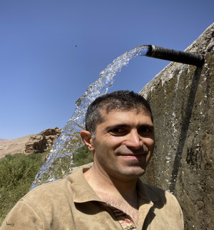 عجب چشمه ای بود، آب بسیار خنک و پاکی داشت 🤩